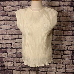 Escapades Ivory Sleeveless Blouse Size L